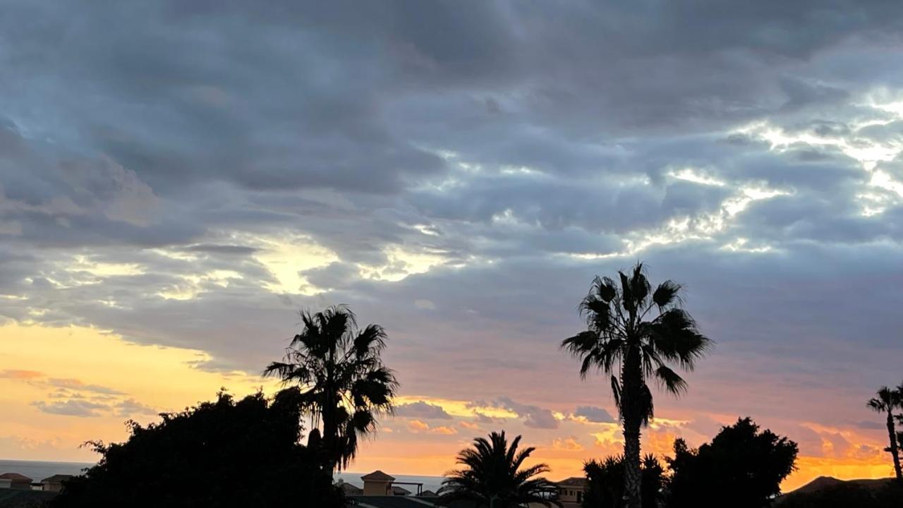 Casa Helen 2 Tenerife Sur Apartment ซานมิเกลเดียโบนา ภายนอก รูปภาพ